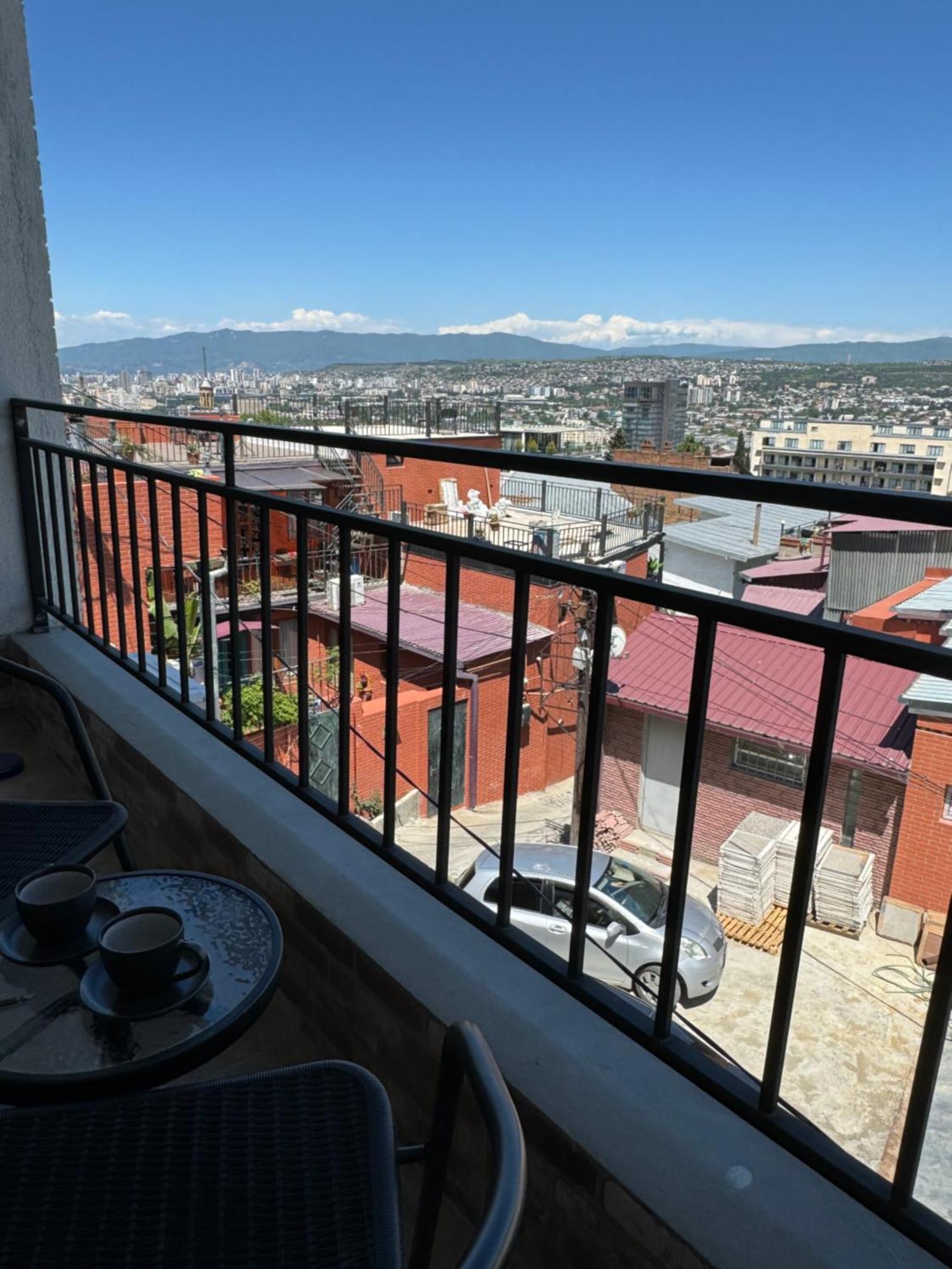 Brothers Apartments With Terrace In Old Тбилиси Екстериор снимка