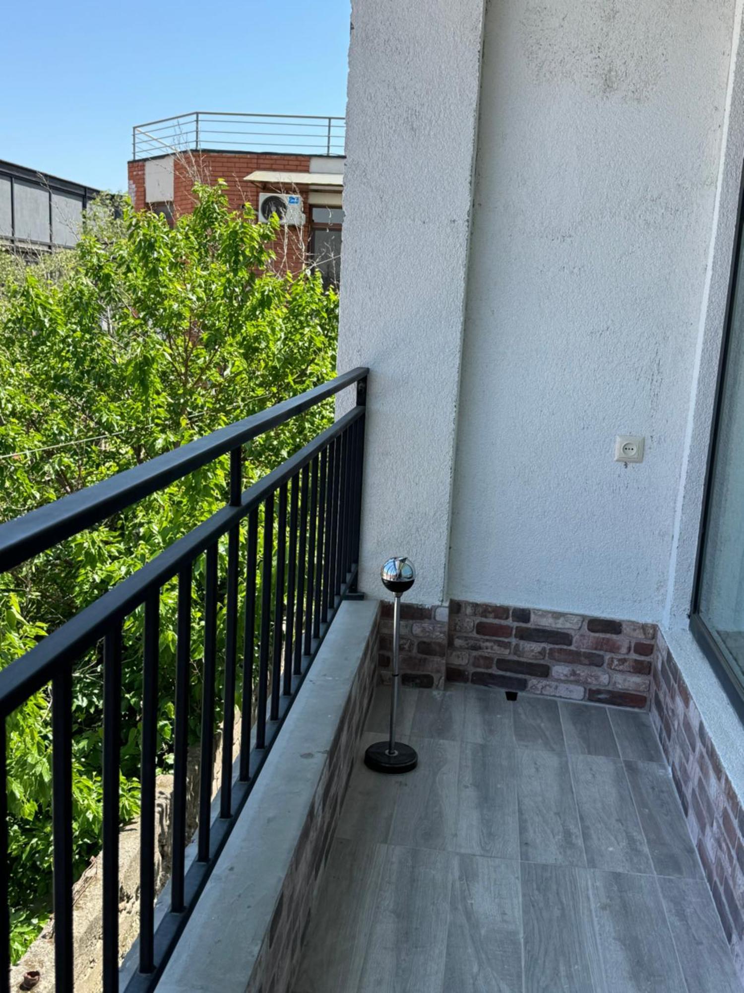 Brothers Apartments With Terrace In Old Тбилиси Екстериор снимка